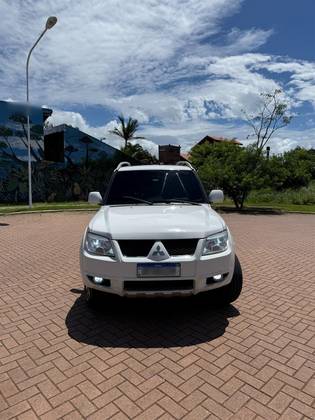 MITSUBISHI PAJERO TR4 2.0 4X4 16V 140CV FLEX 4P AUTOMÁTICO